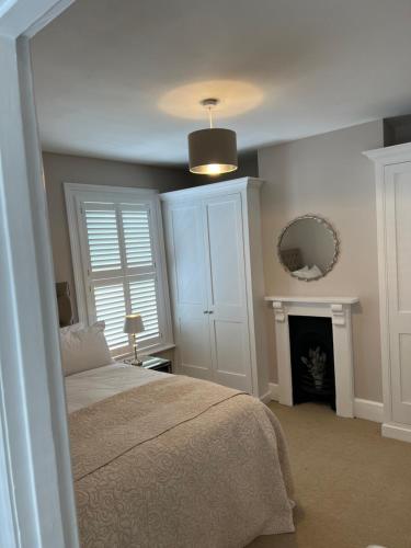 两卧室联排别墅