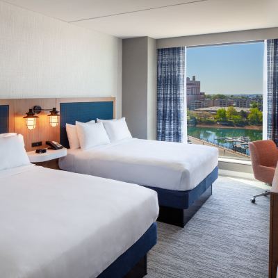 行動無障礙水景兩張大床房（帶浴缸） Hampton Inn Boston Seaport District優惠