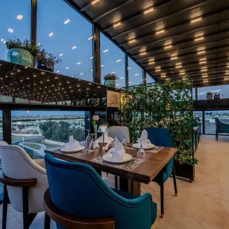 Lilac Park Hotel