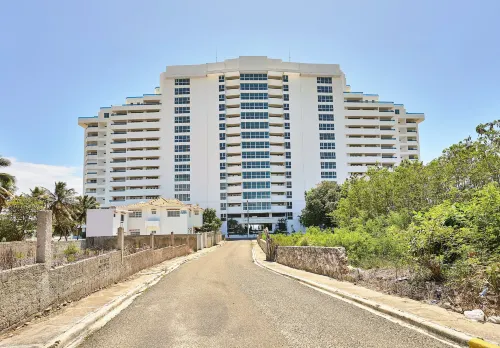 Beachfront Condos Las Olas Sleeps 6