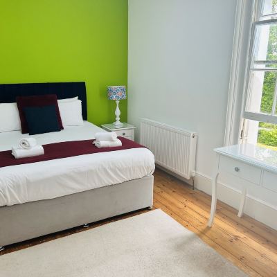 Room 8 Guestling Hall Hotel Promo Code