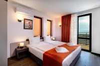 Panorama Blue Family Hotel and Free Parking