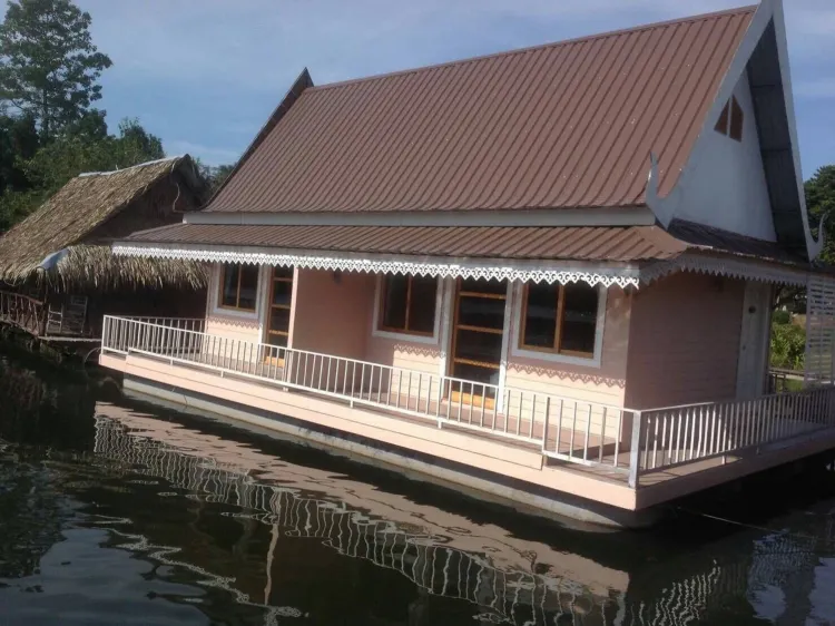 ห้องริมน้ำวิวแม่น้ำดีลักซ์