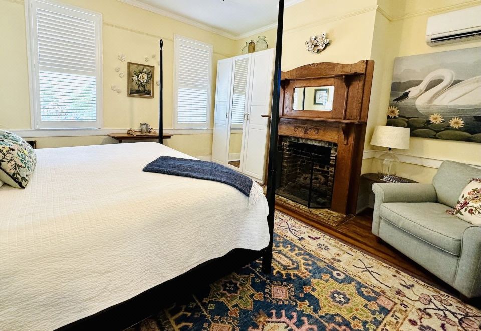 Magnolia 房。特大床，带按摩浴缸的套间