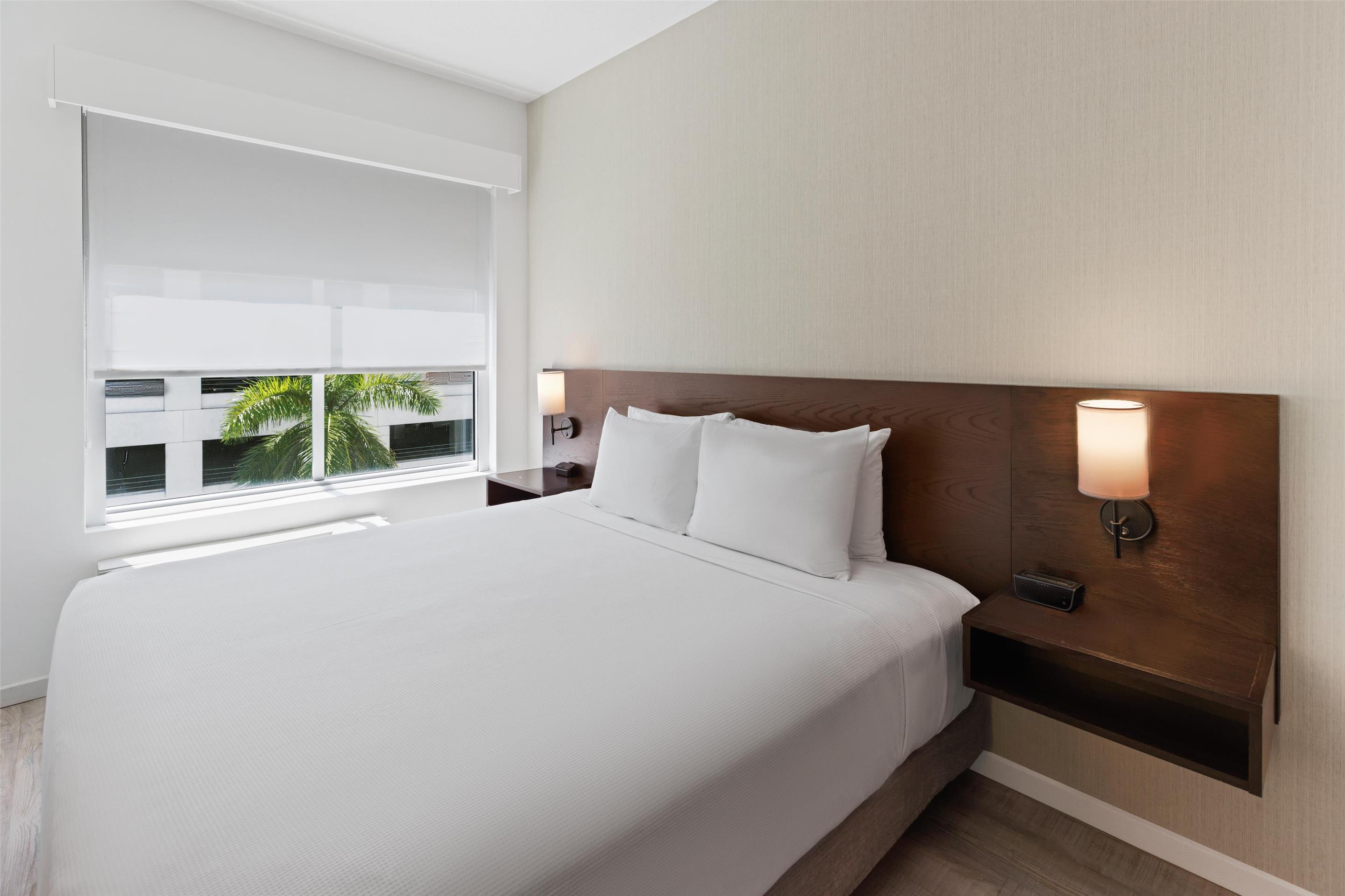 特大床房（带梳化床）