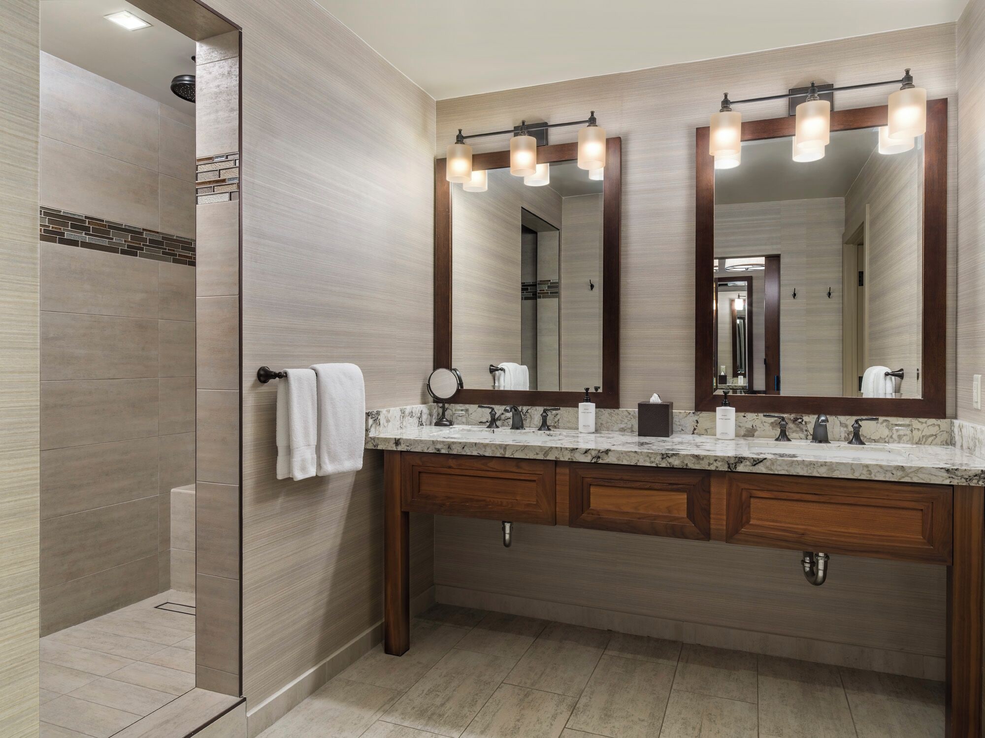 Wisteria特大床间