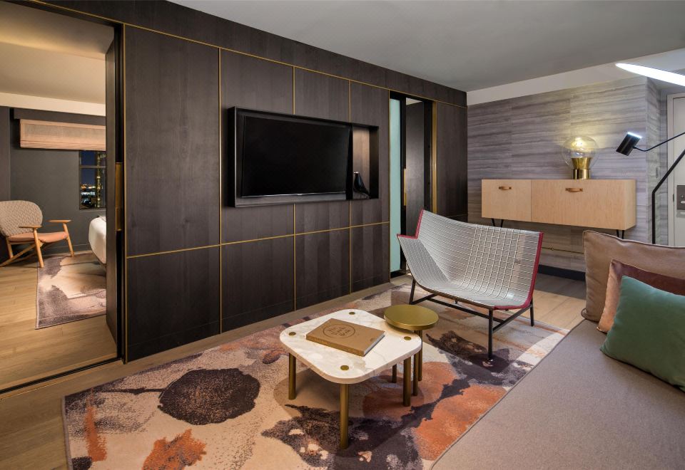 The Time New YorkDeluxe One-Bedroom King Suite