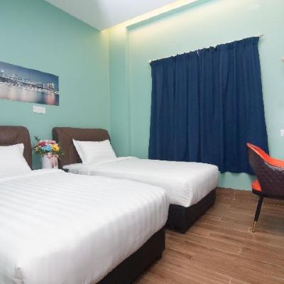 Standard Room with 2 Single Beds Good 9 Hotel Promo Code