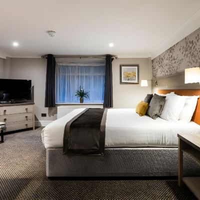 Superior Double Room The Holt Hotel Promo Code