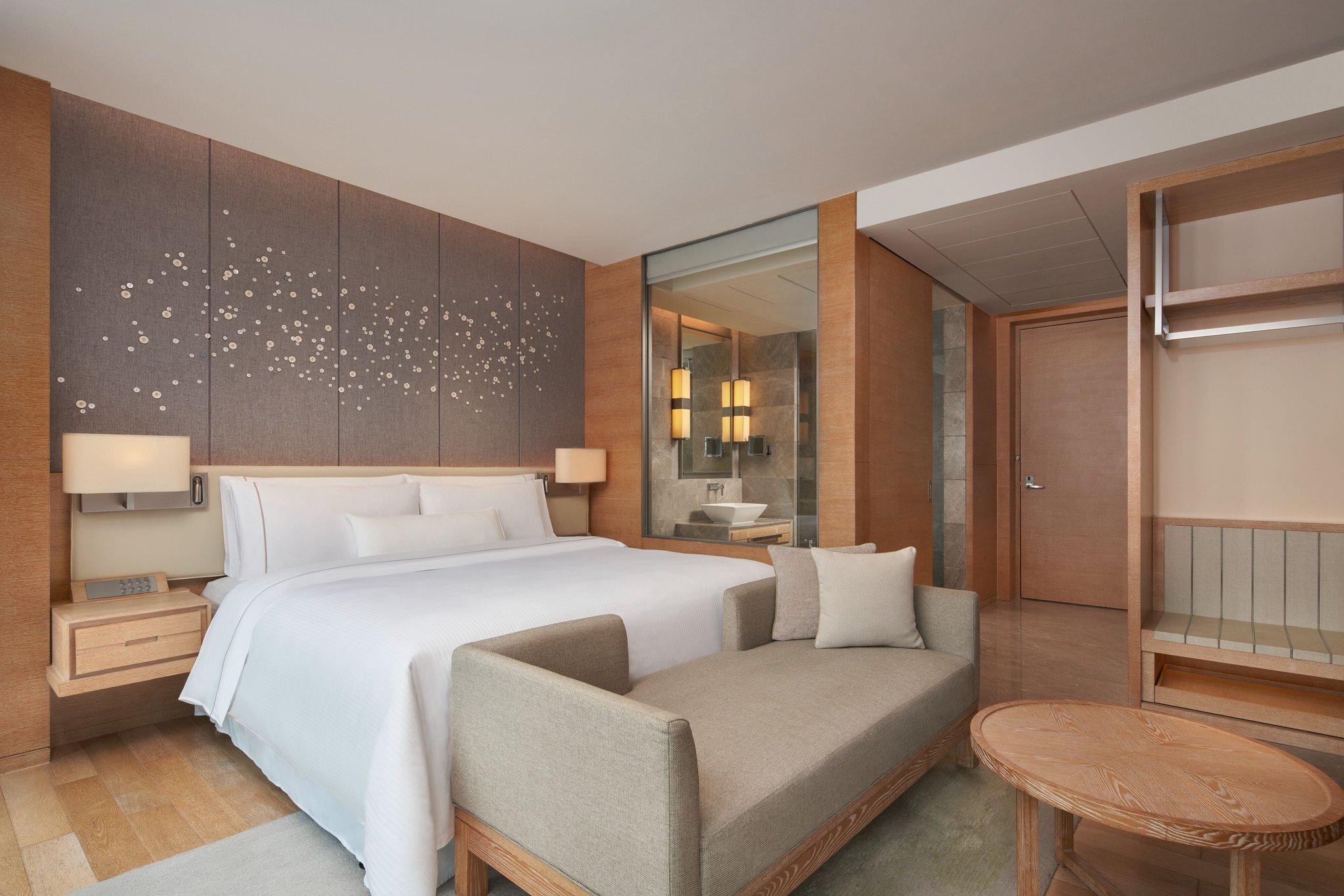 豪华大床房「天际灯火城景」