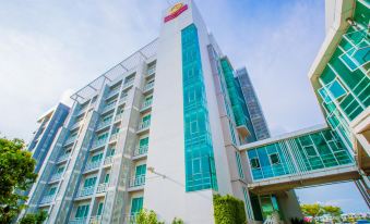 Golden City Rayong Hotel