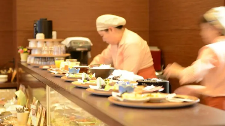 ａ．Ｓｕｅｈｉｒｏ　Ｈｏｔｅｌ 食事・レストラン