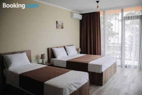 带阳台的三人房