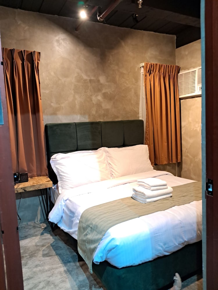 Family Twin Room