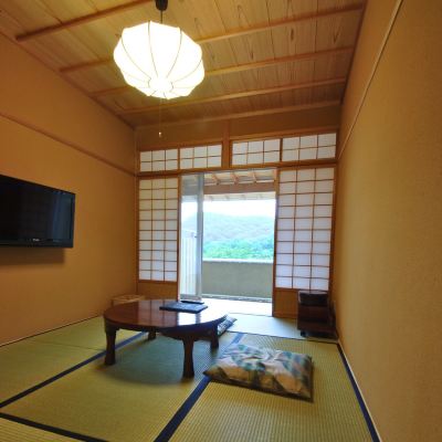 ゲストルーム 湯の山 理想杜 希望荘 クーポン