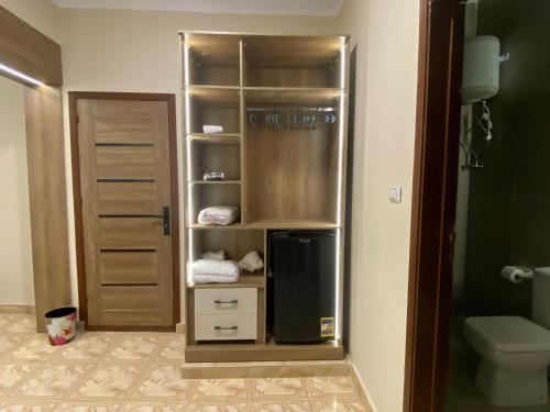 带阳台的三人房，可看金字塔景观