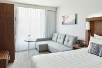 Courtyard Luton Airport Hotels in 
