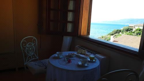 Sardegna Casa Vacanze la Bouganville Two-Bedroom Apartment