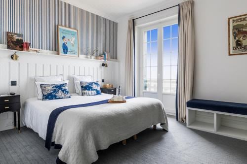 Le Flaubert Deluxe Double Room with Sea View