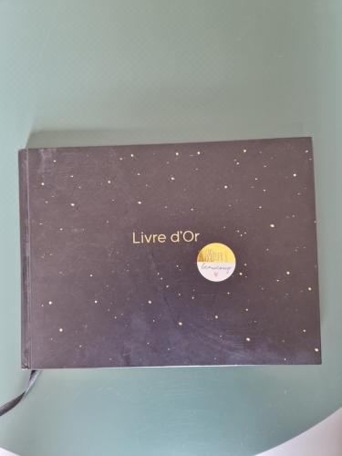 一室房（带沙发）