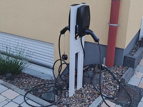 Komfortzone - Stilvolle G?stewohnung in Marburg Three-Bedroom Apartment