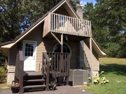 Fairytale cottage in Chickamauga, GA