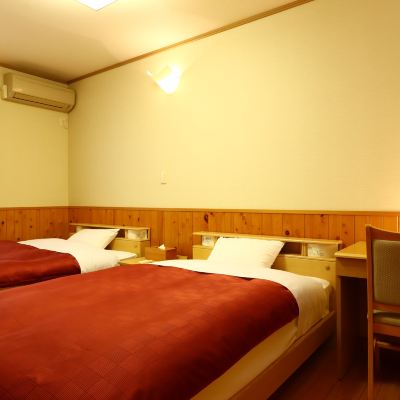 Special Room A: Japanese-Style Room With 10 Tatami Mats + 4 Tatami Mat Alcove + Bedroom + Cypress Bath [Deluxe Suite] [Japanese-Western Room] [Non-Smoking] [Mountain View] [View Of 神の宮温泉　かわら亭 クーポン