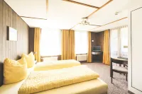 Hotel Alpina