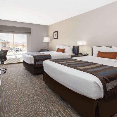 2張大床，湖景，無煙 佩奇鮑威爾湖蔚景温德酒店優惠