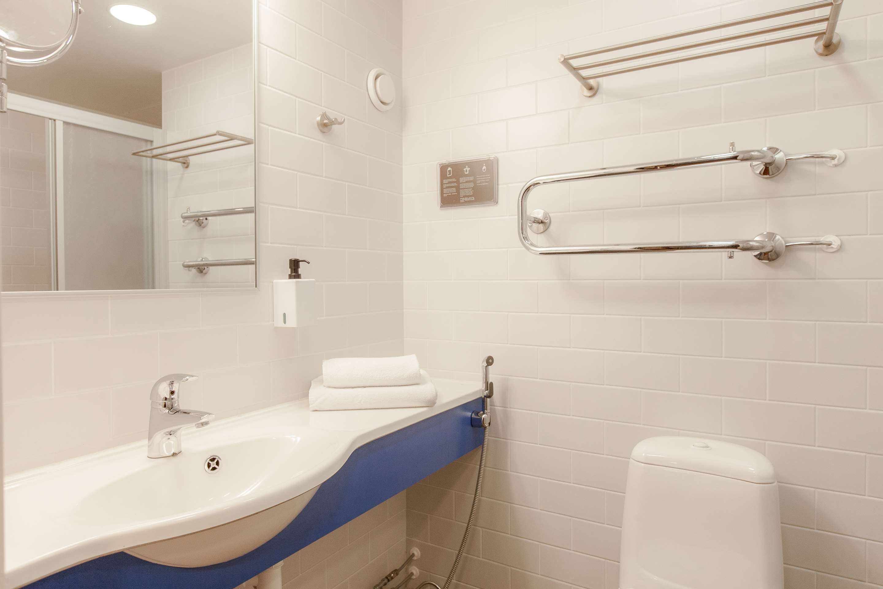 标准房（家庭四人）