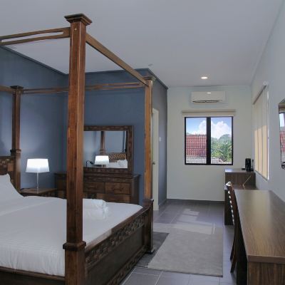 Honeymoon Double Room, 1 King Bed, Private Bathroom Kupon Hotel Ali Imran