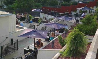 The Fountain Inn - Housity