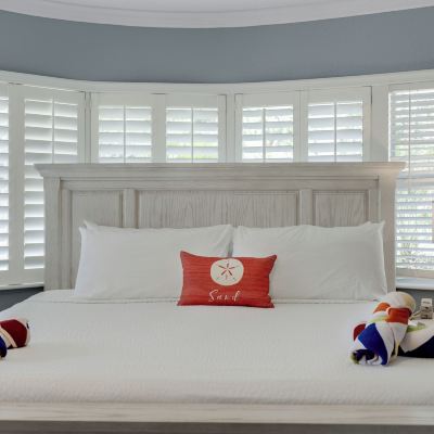 Signature Room (Specialty Room) Tropical Beach Resorts - Sarasota Promo Code