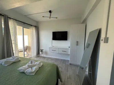 Tropical Apartment- Charming 1-Bedroom Apartment Overlooking Soufriere Town. Ξενοδοχεία στην πόλη 
