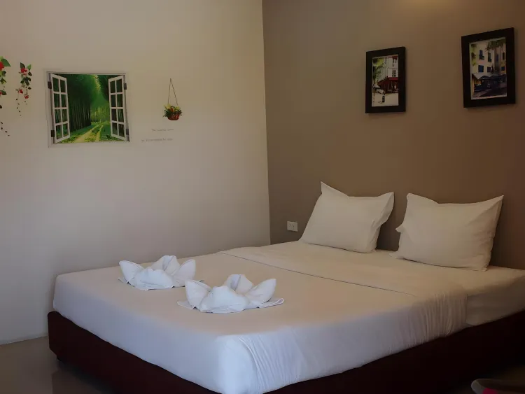 ห้องสแตนดาร์ด เตียงใหญ่ 1 เตียง