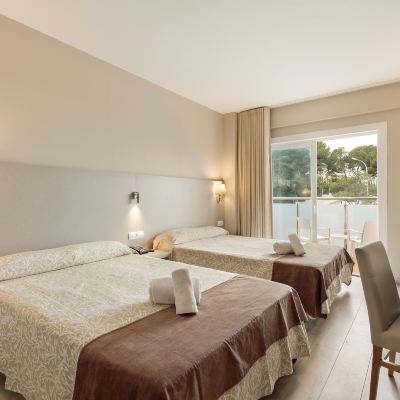 Quadruple Room (2 Adults + 2 Children) Hotel Best Cap Salou Promo Code