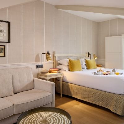 Junior Suite (La Demeure Gustavienne) Charles V Promo Code
