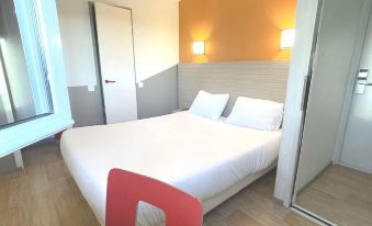 Première Classe Martigues - Housity