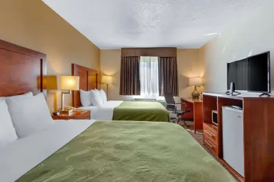 Quality Inn Logan Near University Các khách sạn ở 