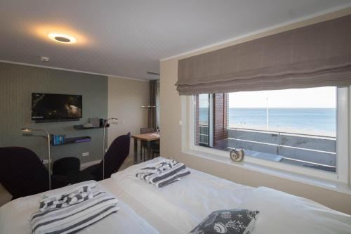 Bi Füürtoorm Apartment with Sea View