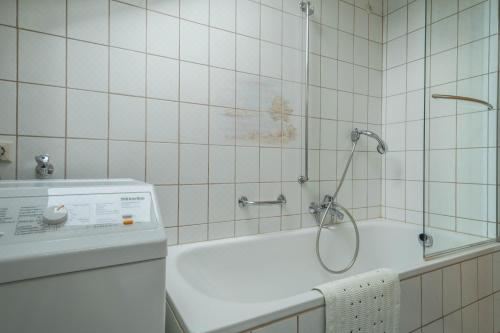 高级一卧室带阳台公寓