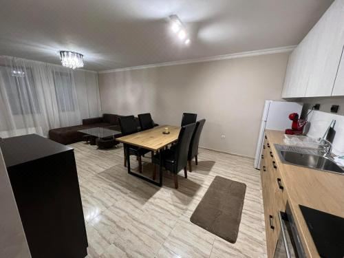 Апартамен в Манастира 3 One-Bedroom Apartment