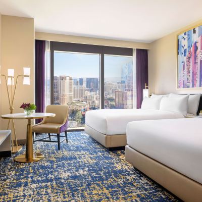 華麗客房, 2 張大床 - Strip View） 拉斯維加斯度假村世界希爾頓酒店優惠