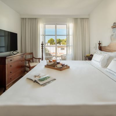 Junior Suite (2 Adults + 2 Children) Melia Cala d'Or Boutique Hotel Promo Code
