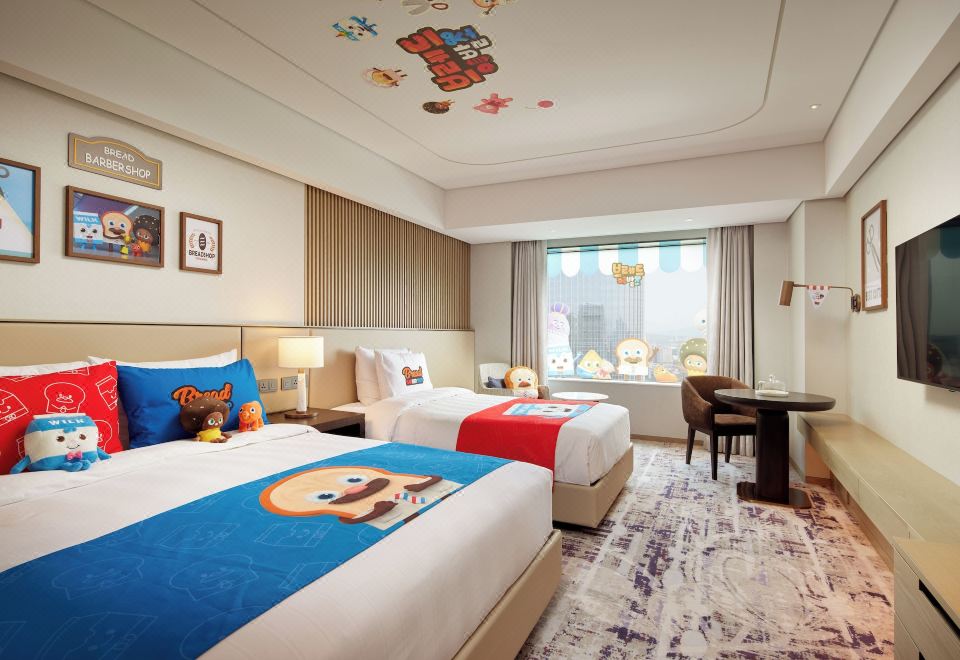 麪包店家庭雙床湖景