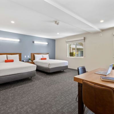Deluxe Room, 2 Queen Beds, Courtyard Area Good Nite Inn Calabasas Promo Code