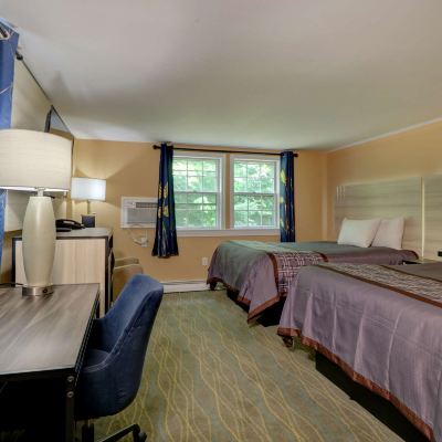 2 Queen Beds, Non-Smoking, Microwave And Refrigerator Yankee Clipper Inn Promo Code