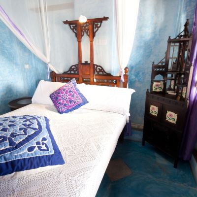 Room (Violetta) Emerson Spice Hotel Promo Code