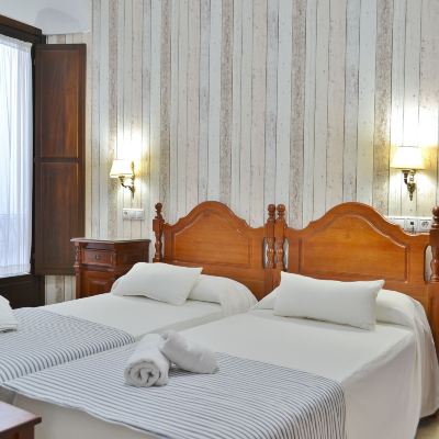 Twin Room, 2 Twin Beds, Non Smoking Hotel Marisa Promo Code
