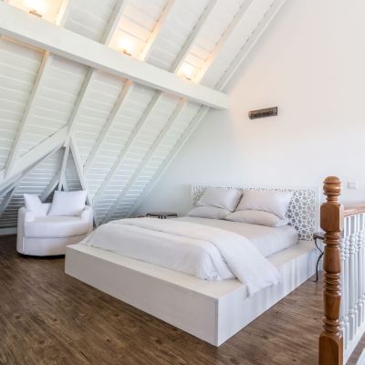 Executive Suite, 1 Bedroom, Hot Tub, Mountain View Kent Cottage Promo Code